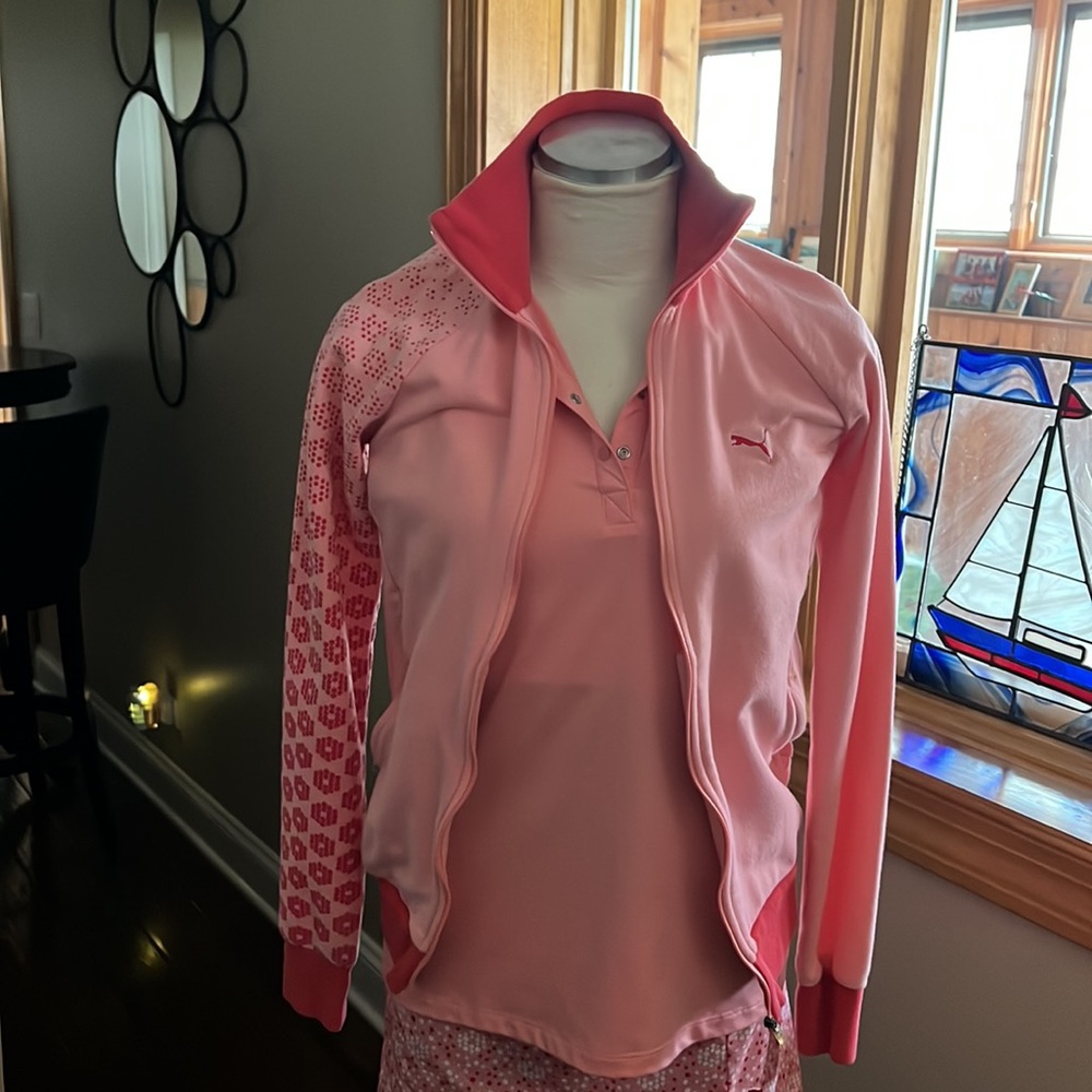 Complete Puma golf outfit size S/M.